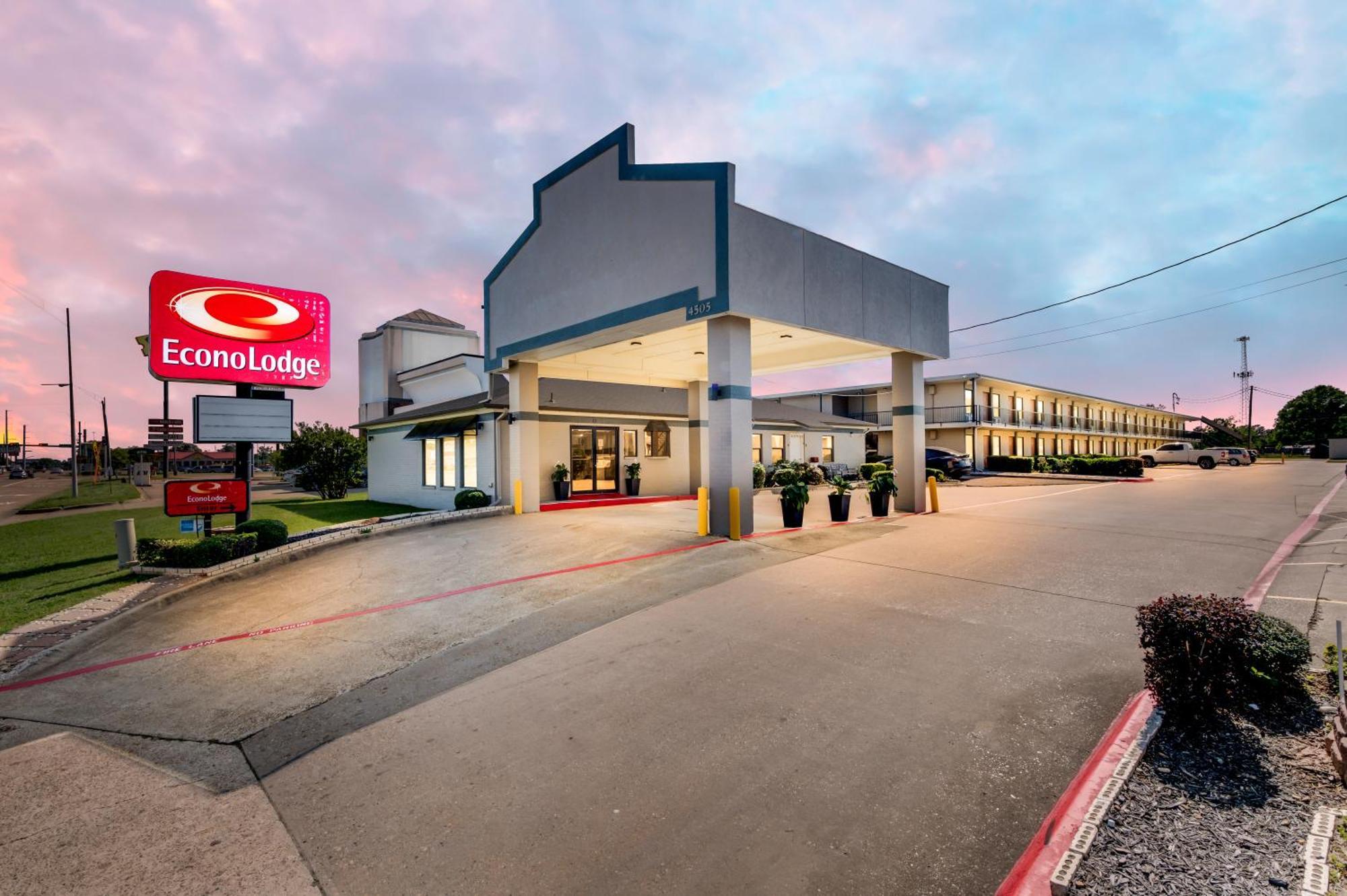 Econo Lodge Texarkana I-30 Экстерьер фото